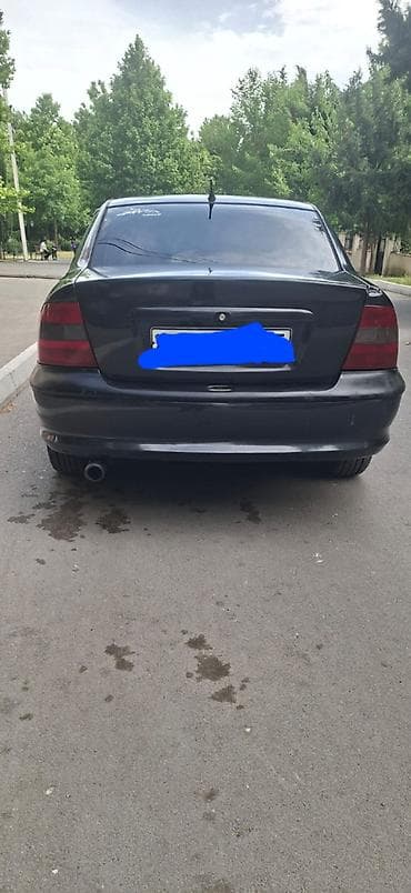Opel Vectra: 2 l | 1996 il 330000 km Sedan lalafo.az -da Opel Vectra: 2 l | 1996 il 330000 km Sedan