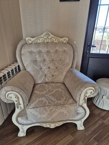 Divan ve 2 kreslo tecili satilir 3u birlikde 480 azn hecbir qusuru lalafo.az -da Divan ve 2 kreslo tecili satilir 3u birlikde 480 azn hecbir qusuru