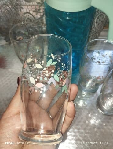 Təzədir 6 edirdi 2 m qalan sekildekiler hamısı bir yerdə 5 manat her lalafo.az -da Təzədir 6 edirdi 2 m qalan sekildekiler hamısı bir yerdə 5 manat her