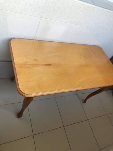 Jurnal masası, İşlənmiş, Açılmayan, Dördbucaq masa lalafo.az -da Jurnal masası, İşlənmiş, Açılmayan, Dördbucaq masa