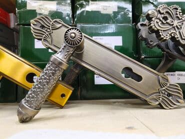 Klassik dizaynlı qapı dəstəyi və zamok üçün dekorativ avadanlıq dəsti lalafo.az -da Klassik dizaynlı qapı dəstəyi və zamok üçün dekorativ avadanlıq dəsti