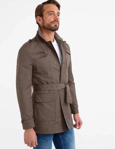 Тренчкот бренда Cacharel премиального качества, цвета хаки. Размер S lalafo.az -da Тренчкот бренда Cacharel премиального качества, цвета хаки. Размер S