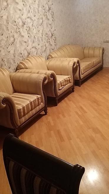 İşlənmiş, Klassik divan, 2 kreslo, Açılmayan lalafo.az -da İşlənmiş, Klassik divan, 2 kreslo, Açılmayan