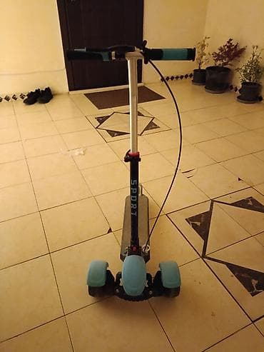 Uşaq skuter – 3 təkərli, “SPORT” yazılı model - Rəng: mavi-qara - 3 lalafo.az -da Uşaq skuter – 3 təkərli, “SPORT” yazılı model - Rəng: mavi-qara - 3