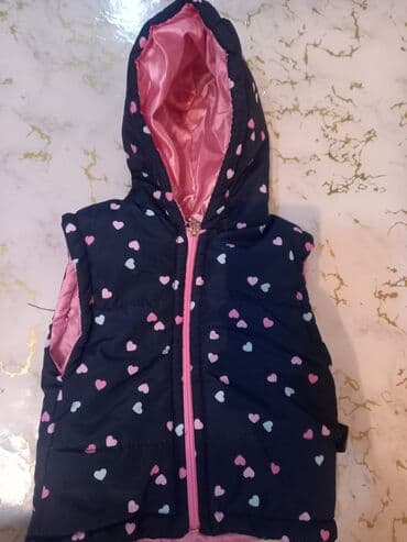 Qız uşağı üçün kapüşonlu jilet - Rəng: tünd göy üstündə çəhrayı və lalafo.az -da Qız uşağı üçün kapüşonlu jilet - Rəng: tünd göy üstündə çəhrayı və