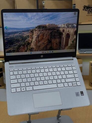 HP noutbuk – 14 düymlük ekran, nazik çərçivələr və gümüşü korpus lalafo.az -da HP noutbuk – 14 düymlük ekran, nazik çərçivələr və gümüşü korpus