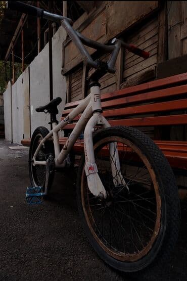 İşlənmiş BMX velosipedi 20", sürətlərin sayı: 1, Ünvandan götürmə lalafo.az -da İşlənmiş BMX velosipedi 20", sürətlərin sayı: 1, Ünvandan götürmə