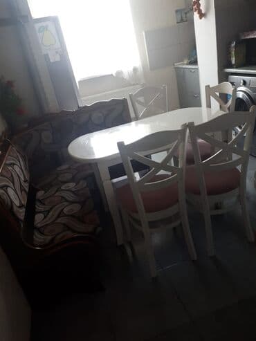 Mətbəx üçün, İşlənmiş, Oval masa, 4 stul lalafo.az -da Mətbəx üçün, İşlənmiş, Oval masa, 4 stul