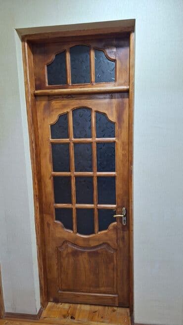 Бункерные двери: Б/у Межкомнатная дверь С плинтусом, Без гарантии, Самовывоз at lalafo.az — 1 Бункерные двери: Б/у Межкомнатная дверь С плинтусом, Без гарантии, Самовывоз — 1