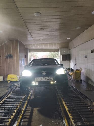 Opel Corsa: 1.4 l | 1998 il 358438 km Universal lalafo.az -da Opel Corsa: 1.4 l | 1998 il 358438 km Universal