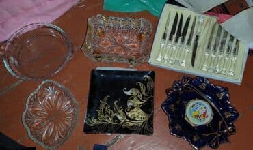 Tecili butun bu qablar satilir. Pendir bicagi 11ededdir.hamisi lalafo.az -da Tecili butun bu qablar satilir. Pendir bicagi 11ededdir.hamisi