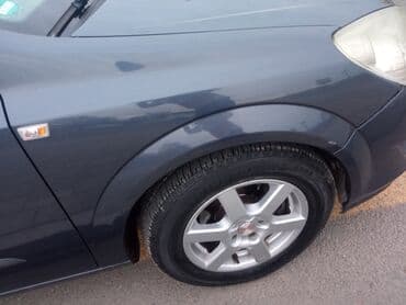 Opel Astra H – 5 qapılı hetçbek Xüsusiyyətlər: - Kuzov: tünd göy lalafo.az -da Opel Astra H – 5 qapılı hetçbek Xüsusiyyətlər: - Kuzov: tünd göy