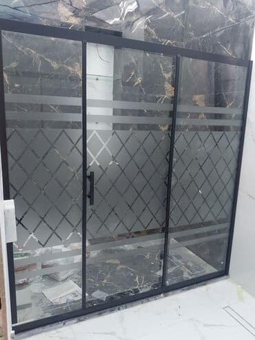 Qara çərçivəli və buzlu şüşədən ibarət sürüşən duş kabinəsi lalafo.az -da Qara çərçivəli və buzlu şüşədən ibarət sürüşən duş kabinəsi