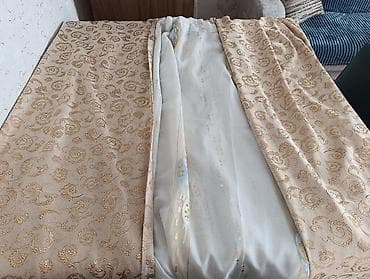 Zərif pərdə dəsti - Rəng: qızılı-bej tonlarda naxışlı əsas pərdə, ağ lalafo.az -da Zərif pərdə dəsti - Rəng: qızılı-bej tonlarda naxışlı əsas pərdə, ağ