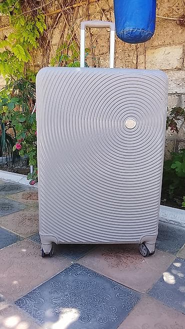 Çamadan L ölçü (25/30 kg) hündürlük 65 sm,eni 45sm,derinlik lalafo.az -da Çamadan L ölçü (25/30 kg) hündürlük 65 sm,eni 45sm,derinlik