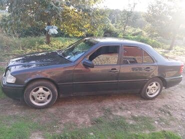 Mercedes-Benz C-sinfi (W202) sedan - Kuzov: 4 qapılı sedan, rəngi yaş lalafo.az -da Mercedes-Benz C-sinfi (W202) sedan - Kuzov: 4 qapılı sedan, rəngi yaş
