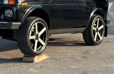 Satılır: 5 şüalı yüngül lehimli disk və təkər komplekti Vossen - lalafo.az -da Satılır: 5 şüalı yüngül lehimli disk və təkər komplekti Vossen -