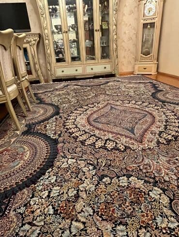 Xalca İranin Məşhəd şəhərinnən alinib 1200& satilir 1200 aznə lalafo.az -da Xalca İranin Məşhəd şəhərinnən alinib 1200& satilir 1200 aznə