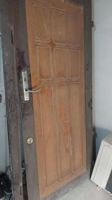 Dəmir giriş/otaq qapısı ölcü hündürlük 2.25 en1 m - Material: təbii lalafo.az -da Dəmir giriş/otaq qapısı ölcü hündürlük 2.25 en1 m - Material: təbii