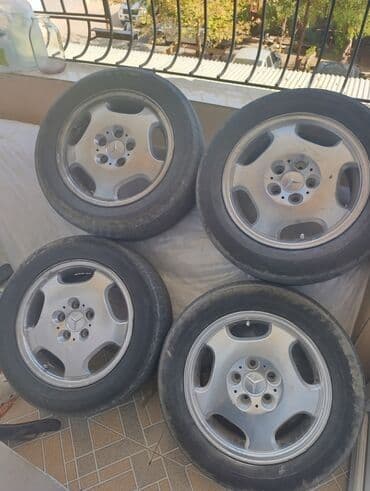 Məhsul: Mercedes-Benz orijinal yüngül lehimli disklər + şinlər lalafo.az -da Məhsul: Mercedes-Benz orijinal yüngül lehimli disklər + şinlər