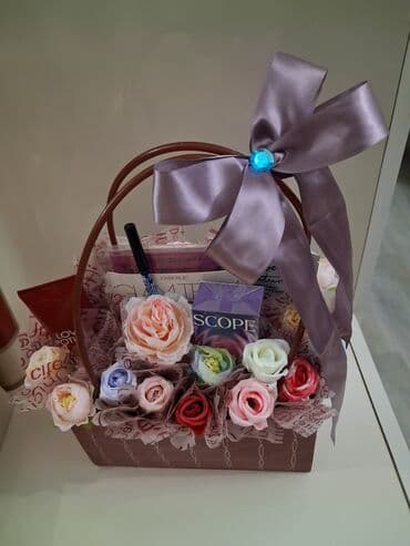 Hədiyyə səbəti – kosmetika və ətir dəsti - Hədiyyə səbəti, üzərində lalafo.az -da Hədiyyə səbəti – kosmetika və ətir dəsti - Hədiyyə səbəti, üzərində