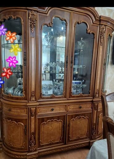 Şüşəli dolab vitrini lalafo.az -da Şüşəli dolab vitrini