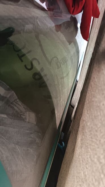 Şüşə vitrinli soyuducu piştaxta - İri, qövs formalı ön şüşə vitrin lalafo.az -da Şüşə vitrinli soyuducu piştaxta - İri, qövs formalı ön şüşə vitrin