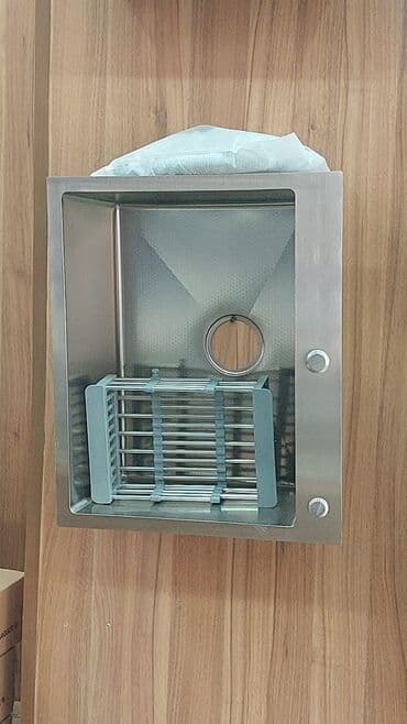 Duş üçün kranlar: Kvadrat Mətbəx çanağı, Paslanmaz polad lalafo.az -da — 1 Duş üçün kranlar: Kvadrat Mətbəx çanağı, Paslanmaz polad — 1