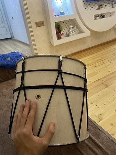 Nagara (konsert ölçülü) – elektro çıxışlı - Korpus: silindrik, açıq lalafo.az -da Nagara (konsert ölçülü) – elektro çıxışlı - Korpus: silindrik, açıq
