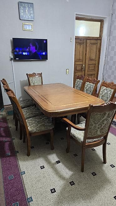 Qonaq otağı üçün, Açılan, Dördbucaq masa, 8 stul lalafo.az -da Qonaq otağı üçün, Açılan, Dördbucaq masa, 8 stul