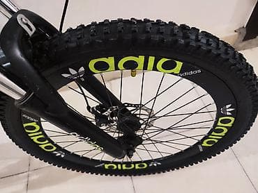 Adidas dağ velosipedi - Çox az sürülüb - Çərçivə: yüngül, qaranlıqda lalafo.az -da — 4 Adidas dağ velosipedi - Çox az sürülüb - Çərçivə: yüngül, qaranlıqda — 4