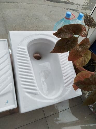 Məhsul: Döşəmə tipli skvaznoy tualet qabı (Şərq tipli klozet) Təsvir lalafo.az -da Məhsul: Döşəmə tipli skvaznoy tualet qabı (Şərq tipli klozet) Təsvir