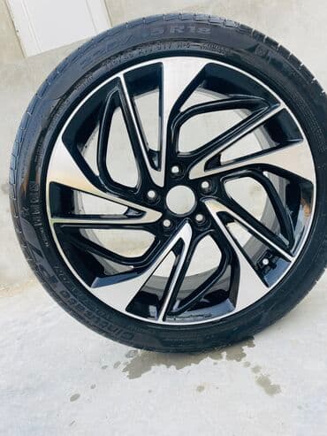İşlənmiş Disk təkər Hyundai 225 / 45 / R 18, 5 Boltlu lalafo.az -da İşlənmiş Disk təkər Hyundai 225 / 45 / R 18, 5 Boltlu