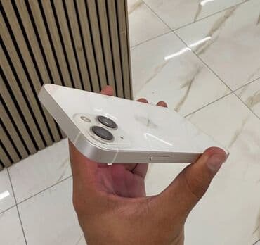 IPhone 13, 128 GB, Ağ, Zəmanət, Simsiz şarj, Face ID lalafo.az -da IPhone 13, 128 GB, Ağ, Zəmanət, Simsiz şarj, Face ID