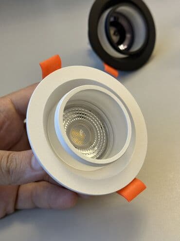 Kölgə effektli lampası dəyişən spot. Yuva diametri 6 cm, spotun öz lalafo.az -da Kölgə effektli lampası dəyişən spot. Yuva diametri 6 cm, spotun öz