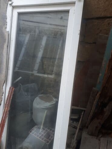 Ağ rəngli PVC plastik pəncərə çərçivəsi və şüşəsi. - Material: PVC lalafo.az -da Ağ rəngli PVC plastik pəncərə çərçivəsi və şüşəsi. - Material: PVC