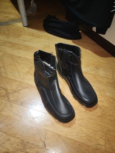 Qara kişi botları - Material: parıltısız qara süni/deri görünümlü üst lalafo.az -da Qara kişi botları - Material: parıltısız qara süni/deri görünümlü üst
