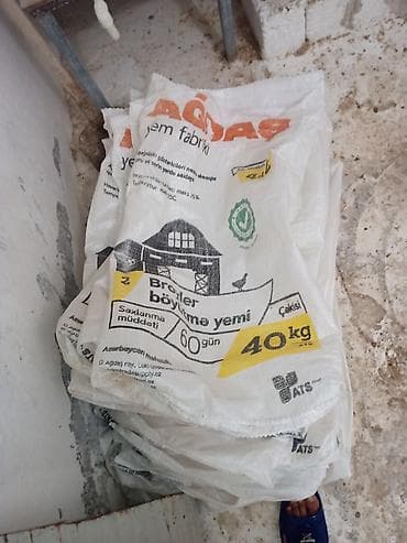 Ağdaş Yem Fabriki – Broylər böyütmə yemi - Qablaşdırma: 40 kq-lıq lalafo.az -da Ağdaş Yem Fabriki – Broylər böyütmə yemi - Qablaşdırma: 40 kq-lıq