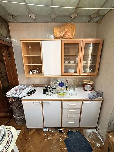 Mətbəx mebeli dəsti - Üst vitrin: 3 bölməli modul. İki qapı şüşəli lalafo.az -da Mətbəx mebeli dəsti - Üst vitrin: 3 bölməli modul. İki qapı şüşəli