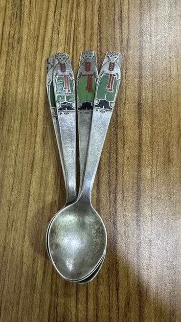 Məhsul: 4 ədəd gümüş qaşıq Təsvir: - Material: gümüş (damğa: “916” lalafo.az -da Məhsul: 4 ədəd gümüş qaşıq Təsvir: - Material: gümüş (damğa: “916”