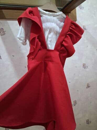 Qız uşaqları üçün iki hissəli geyim dəsti - Model: Qırmızı sarafan və lalafo.az -da Qız uşaqları üçün iki hissəli geyim dəsti - Model: Qırmızı sarafan və