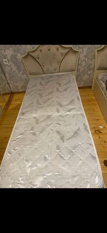 Təknəfərlik çarpayı, Bazasız, Matras ilə, Siyirməsiz lalafo.az -da Təknəfərlik çarpayı, Bazasız, Matras ilə, Siyirməsiz