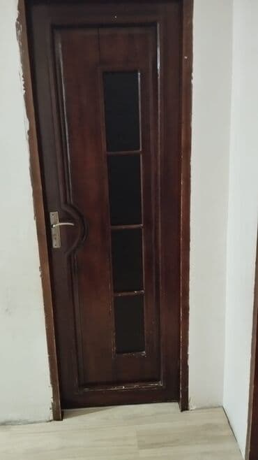 Otaq qapılarl Üstündən çıxma qapılardı.Taxta qapı.Yaxşı vəziyyətdədir lalafo.az -da Otaq qapılarl Üstündən çıxma qapılardı.Taxta qapı.Yaxşı vəziyyətdədir