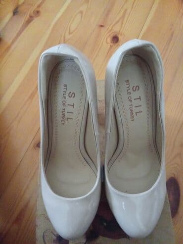 Tuflilər, Poppy, Ölçü: 35, İşlənmiş lalafo.az -da Tuflilər, Poppy, Ölçü: 35, İşlənmiş