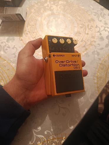 BOSS OS-2 OverDrive/Distortion gitar pedalı YEP YENİDİR İSTİFADE at lalafo.az BOSS OS-2 OverDrive/Distortion gitar pedalı YEP YENİDİR İSTİFADE