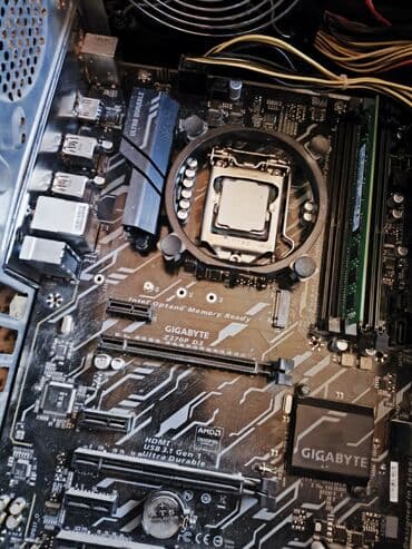 Ana Plata Gigabyte Z370 d3 ddr4 + I59400 2.9 ghz+ 4 ram ddr4 son lalafo.az -da Ana Plata Gigabyte Z370 d3 ddr4 + I59400 2.9 ghz+ 4 ram ddr4 son