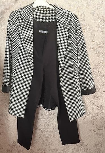 Qadın kostyumu – pencək və şalvar dəsti - Üst: Qara‑ağ “houndstooth” lalafo.az -da Qadın kostyumu – pencək və şalvar dəsti - Üst: Qara‑ağ “houndstooth”