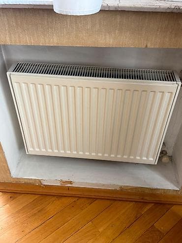 Salam Radiator 2eded 30azn biri Azadliq inqlab kesişmesi 2085 at lalafo.az Salam Radiator 2eded 30azn biri Azadliq inqlab kesişmesi 2085