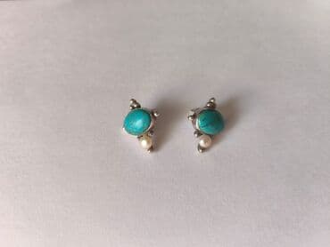 Sırğa, Gümüş, Ünvandan götürmə lalafo.az -da Sırğa, Gümüş, Ünvandan götürmə