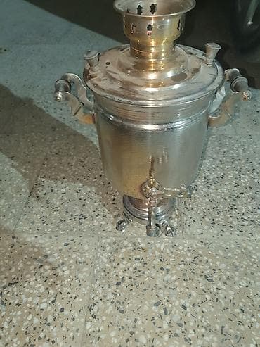 Klassik kömürlü/odunlu samovar - Material: metal korpus, pirinç tonlu lalafo.az -da Klassik kömürlü/odunlu samovar - Material: metal korpus, pirinç tonlu